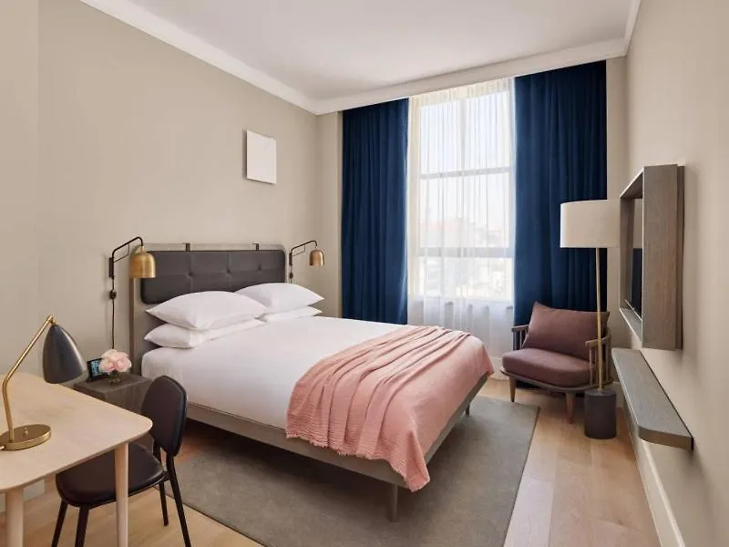 Hotel Tulip Suites Near Delhi Airport
