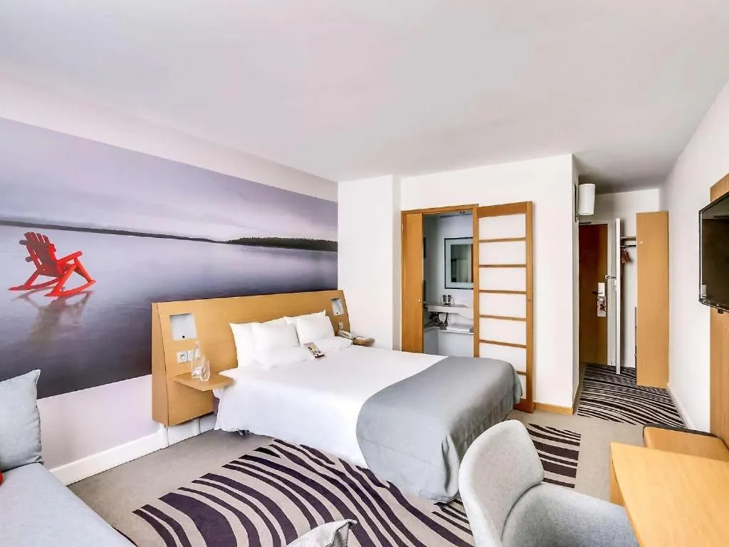 Hotel Tulip Suites Near Delhi Airport